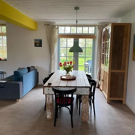 In With Swimming Pool Vakantiehuis Groet
